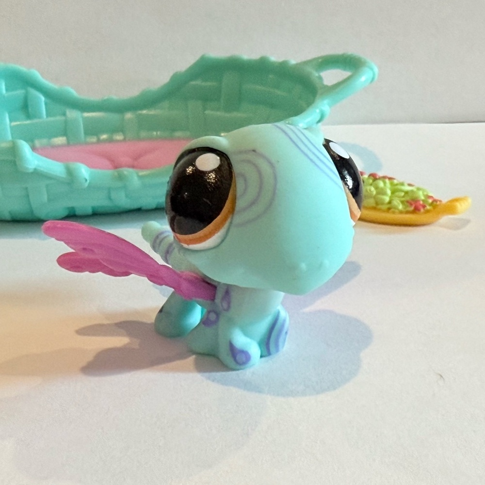 Littlest Pet Shop LPS 1232 Dragonfly Postcard Pets ~AUTHENTIC